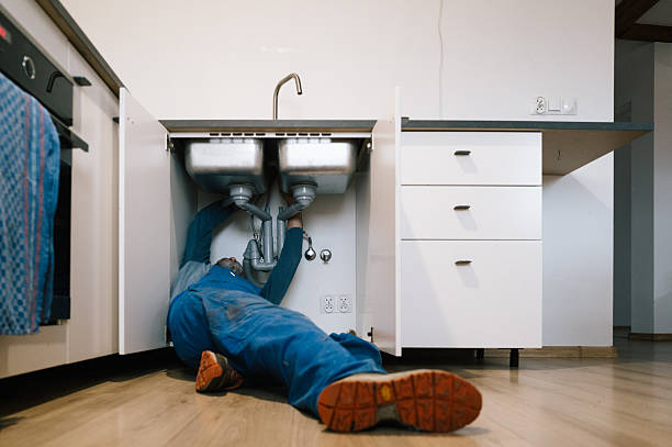 Professional Emergency Plumber technician working in Goodhue, MN